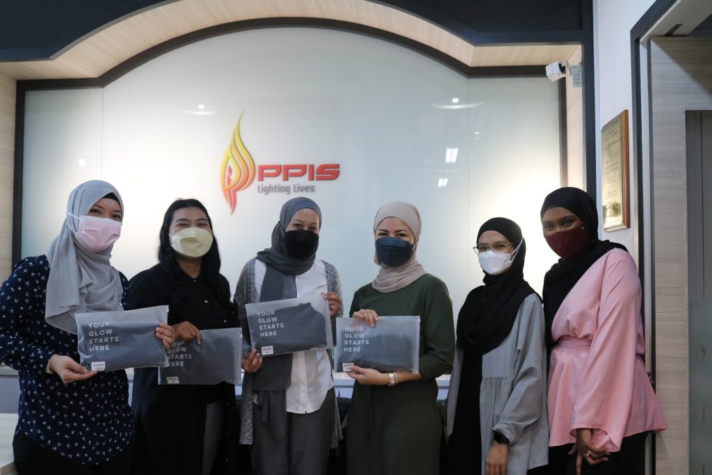 GLOWCo. founder Nawal Alhaddad and team